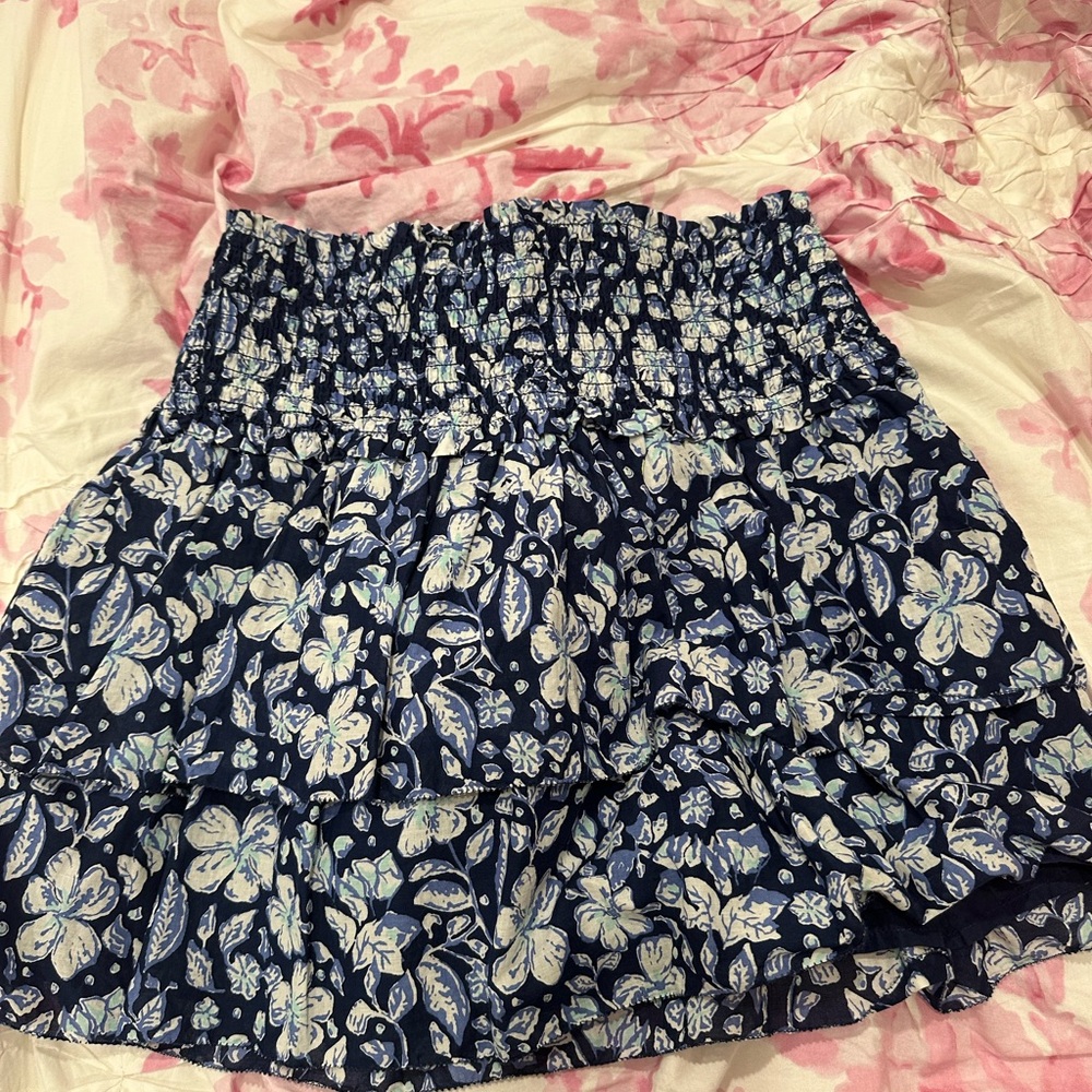 Vineyard vines size small floral skirt